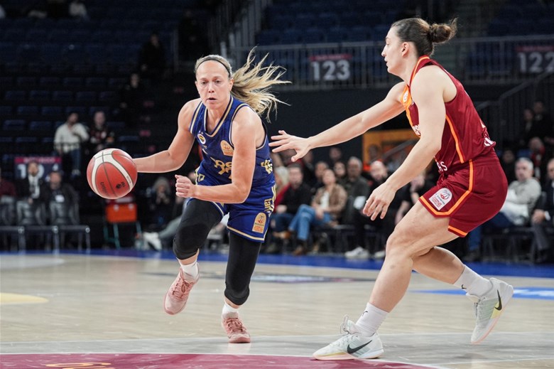 BAKAN BAK’TAN FENERBAHÇE OPET İÇİN TEBRİK MESAJI