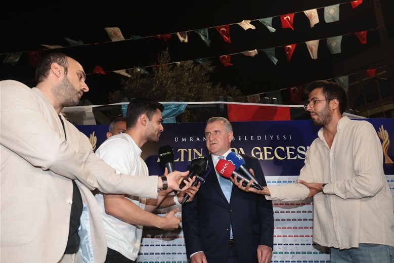 BAKAN BAK'TAN MİLLİ MAÇLARA İLİŞKİN DEĞERLENDİRME