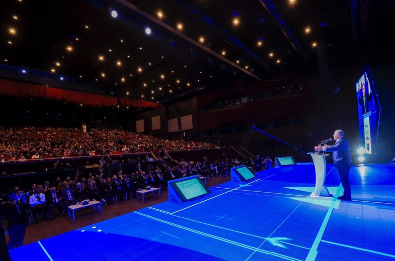 BAKAN DR. OSMAN AŞKIN BAK, HALKBANK GENÇİZ'25 ZİRVESİ'NE KATILDI