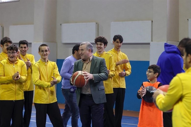 YAZ TATİLİ GENÇLİK VE SPOR BAKANLIĞI TESİSLERİNDE DOLU DOLU GEÇİYOR