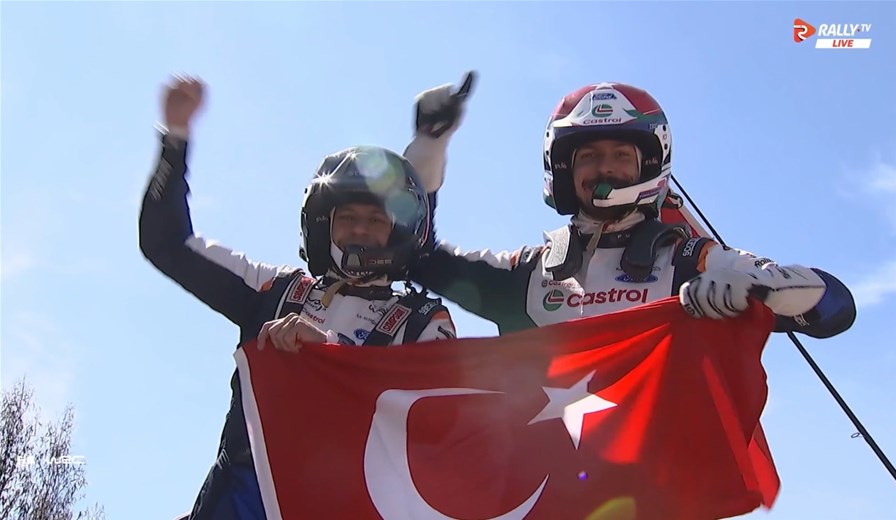 BAKAN BAK’TAN DÜNYA GENÇLER RALLİ ŞAMPİYONU ALİ TÜRKKAN İÇİN TEBRİK MESAJI