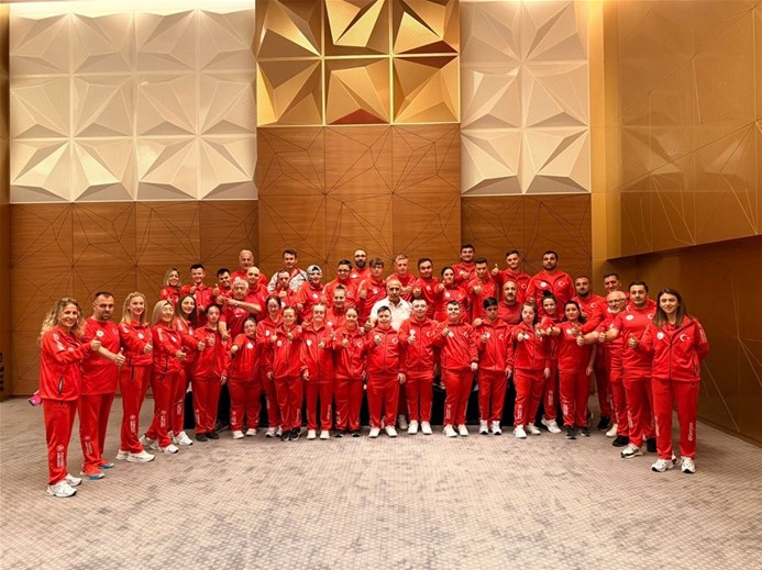 BAKAN BAK’TAN MİLLİ ÖZEL SPORCULAR İÇİN TEBRİK MESAJI
