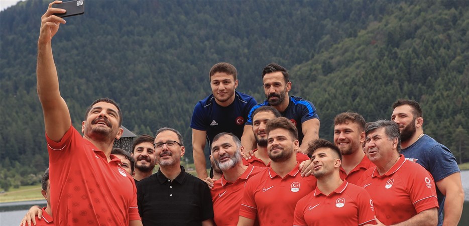 GENÇLİK VE SPOR BAKANLIĞI’NDAN ‘TÜRKİYE’NİN SPOR ELÇİLERİ’ PROJESİ 