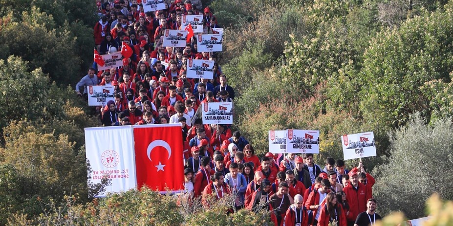 Gençlik Ve Spor Bakanlığı’ndan 57. Alay’a Vefa Yürüyüşü