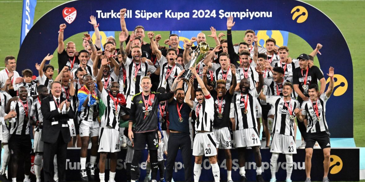 Bakan Bak Süper Kupa Şampiyonu Beşiktaş’ı Tebrik Etti