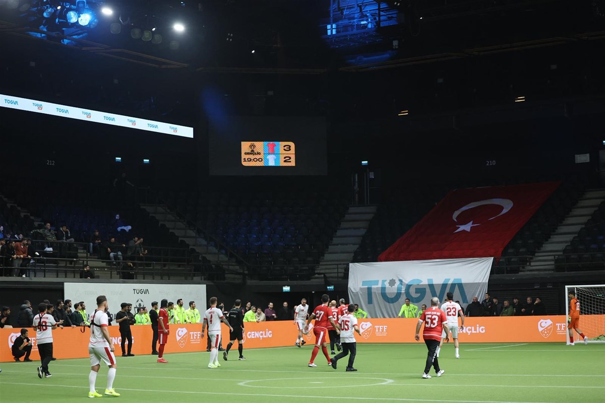 TÜGVA GENÇLİG 2026'nın tanıtımı yapıldı ve yıldızlar karmasıyla özel gösteri maçı düzenlendi