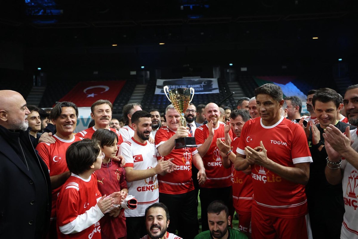 TÜGVA GENÇLİG 2026'nın tanıtımı yapıldı ve yıldızlar karmasıyla özel gösteri maçı düzenlendi