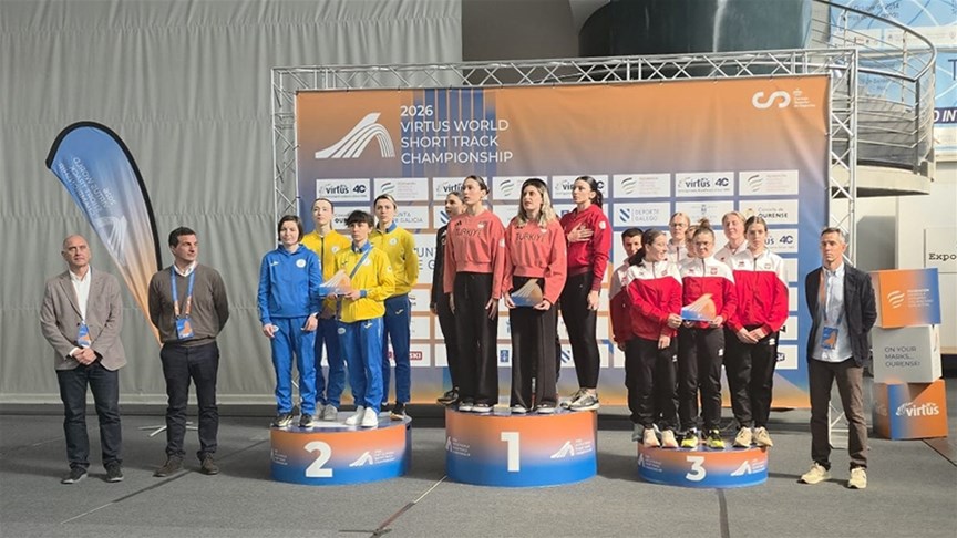 BAKAN BAK’TAN ÖZEL SPORCULARA TEBRİK MESAJI