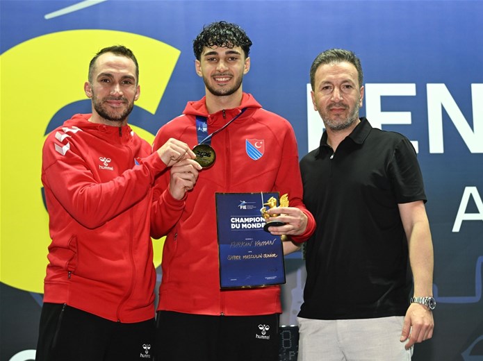 BAKAN BAK’TAN DÜNYA ŞAMPİYONU FURKAN YAMAN İÇİN TEBRİK MESAJI