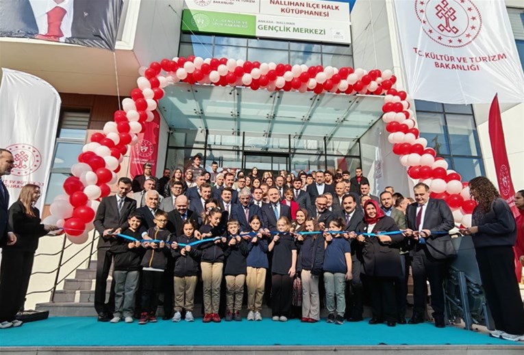 NALLIHAN GENÇLİK MERKEZİ HİZMETE AÇILDI